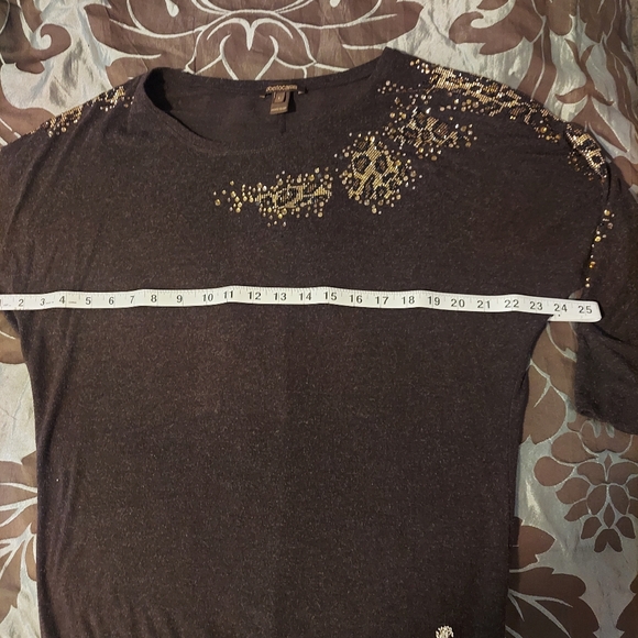 Roberto Cavalli sequin pullover sweater. It is very cute and flattering - Picture 8 of 9
